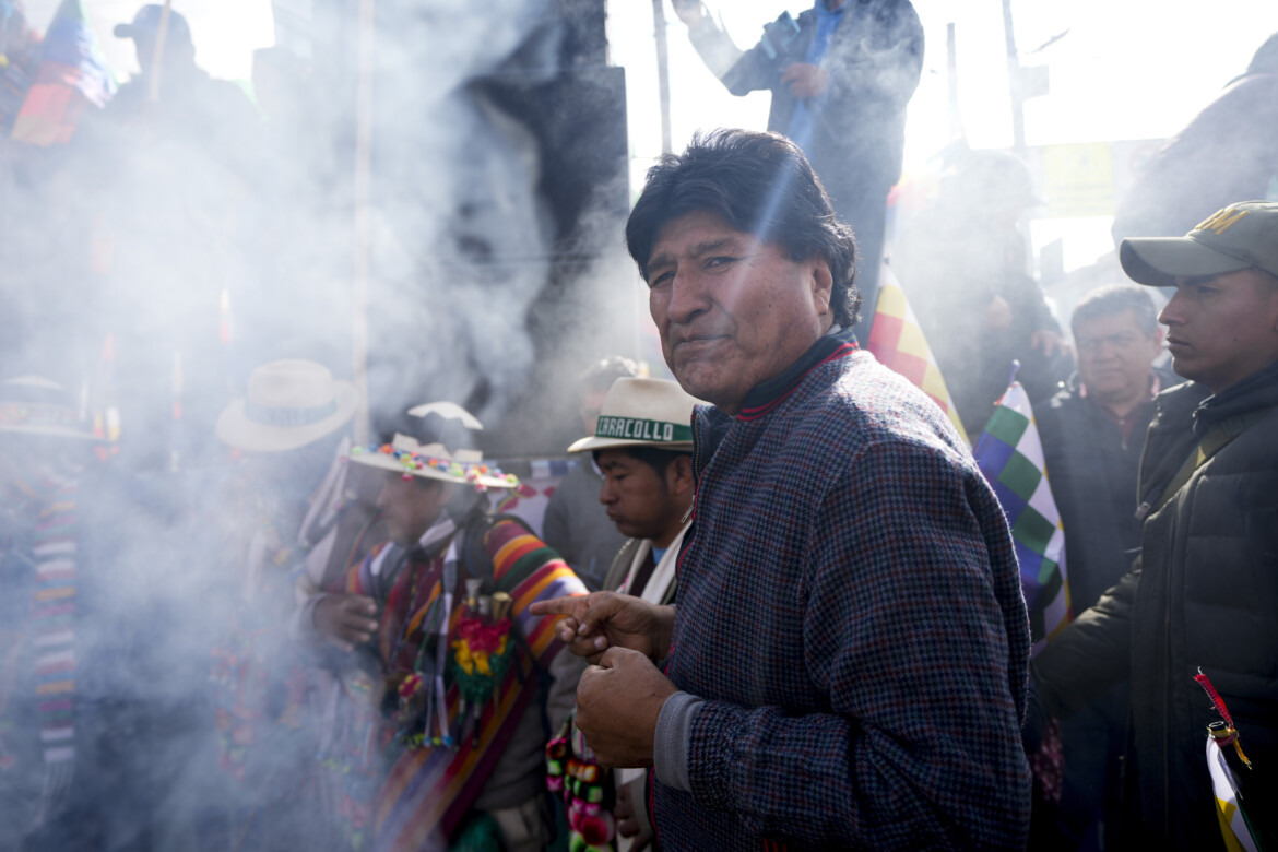 Non ammesso alle presidenziali: il rumoroso tramonto di Evo Morales