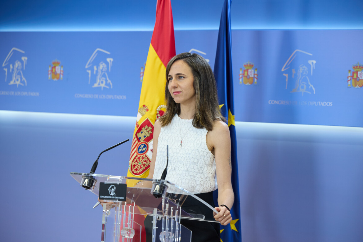 Spagna: «Il premier ha tradito la fiducia delle persone» Spagna: «Il premier ha tradito la fiducia delle persone»
