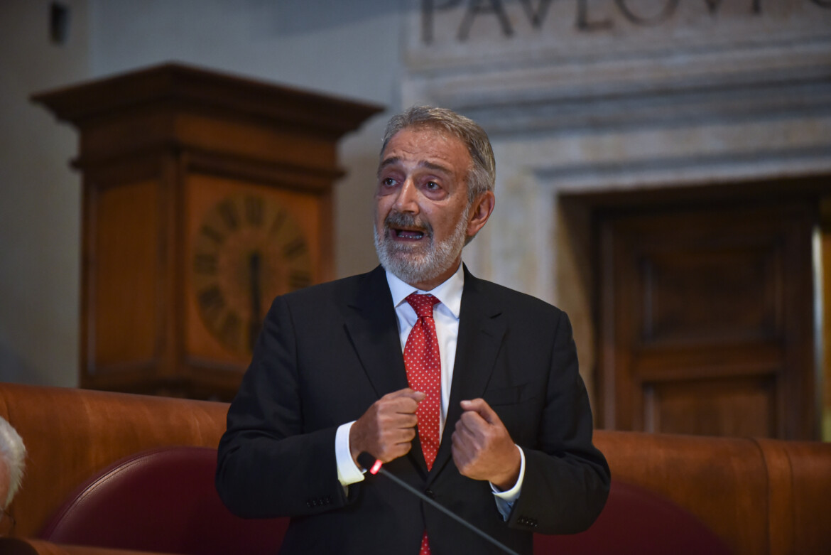 Lazio, in aula il piano Rocca: cemento e cinema in svendita Lazio, in aula il piano Rocca: cemento e cinema in svendita