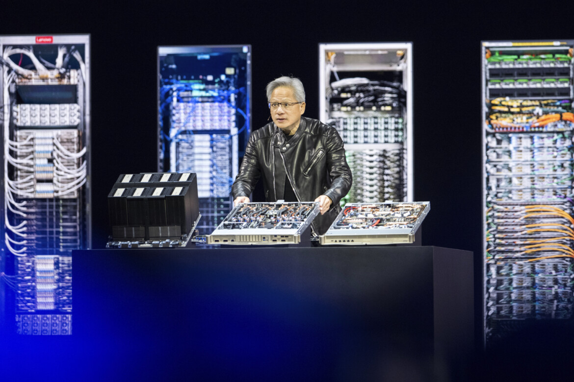 Il miracolo di Nvidia: vale 4mila miliardi, due Italie Il miracolo di Nvidia: vale 4mila miliardi, due Italie