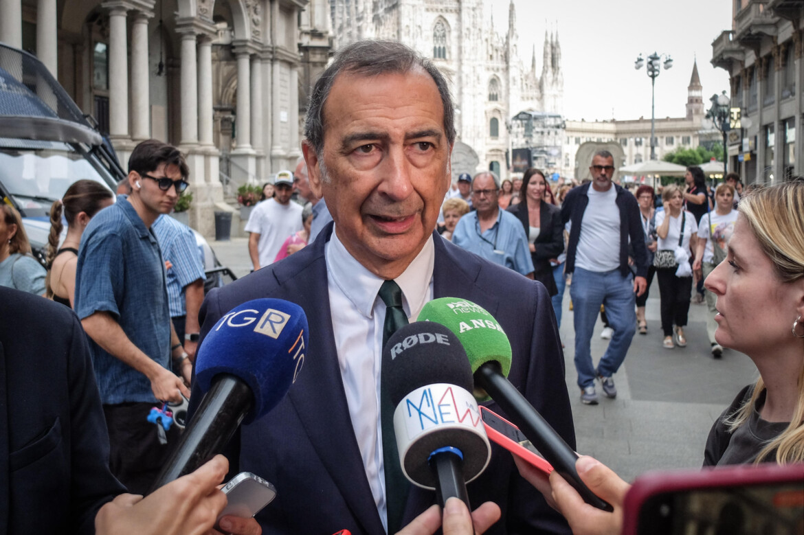 Solidarietà e vicinanza. Schlein chiama Sala in mezzo alla bufera Solidarietà e vicinanza. Schlein chiama Sala in mezzo alla bufera