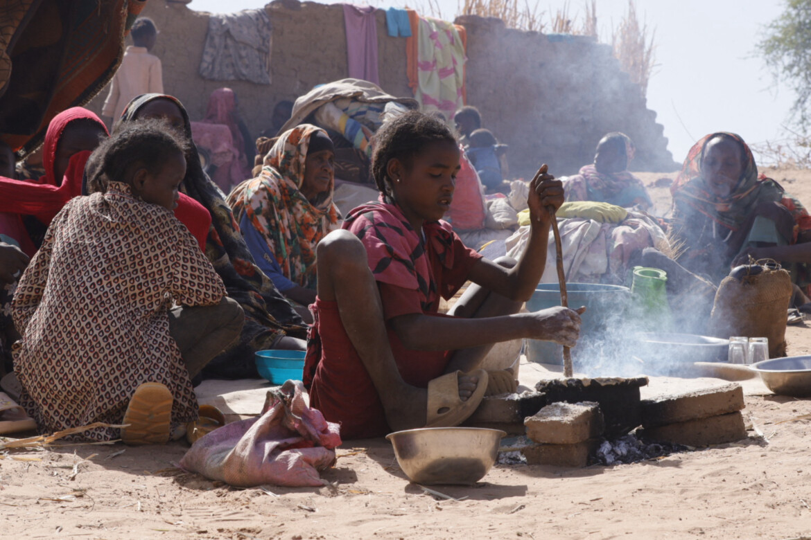 Bombe, fame, ospedali al collasso. In Darfur «vittime principali le donne» Bombe, fame, ospedali al collasso. In Darfur «vittime principali le donne»
