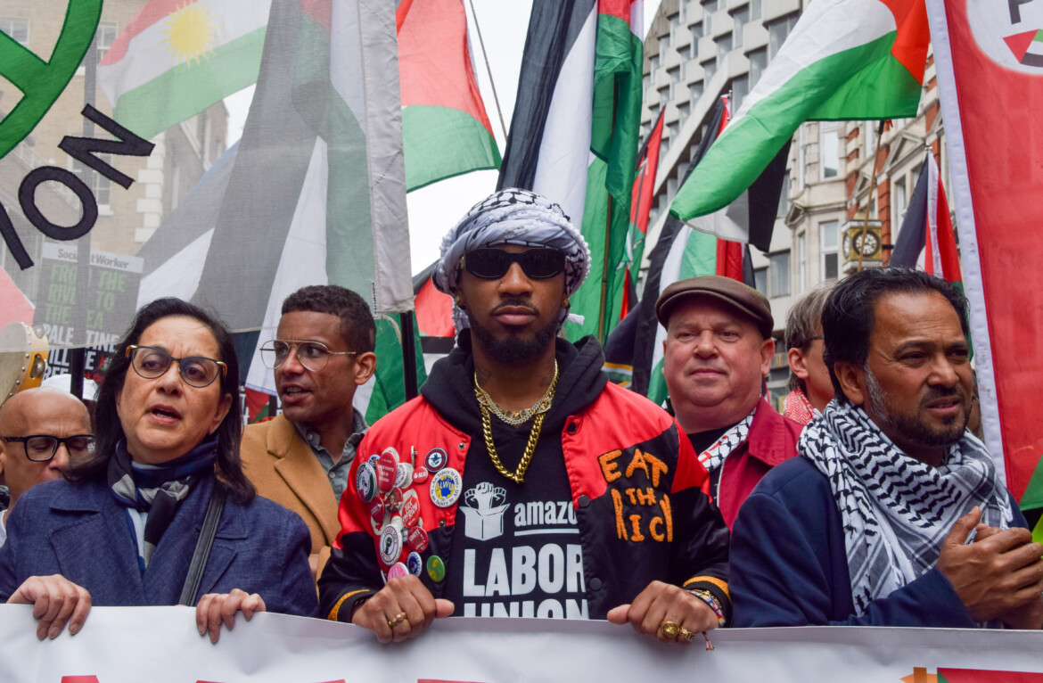 Gli attivisti della Freedom Flotilla aggrediti, incarcerati e deportati