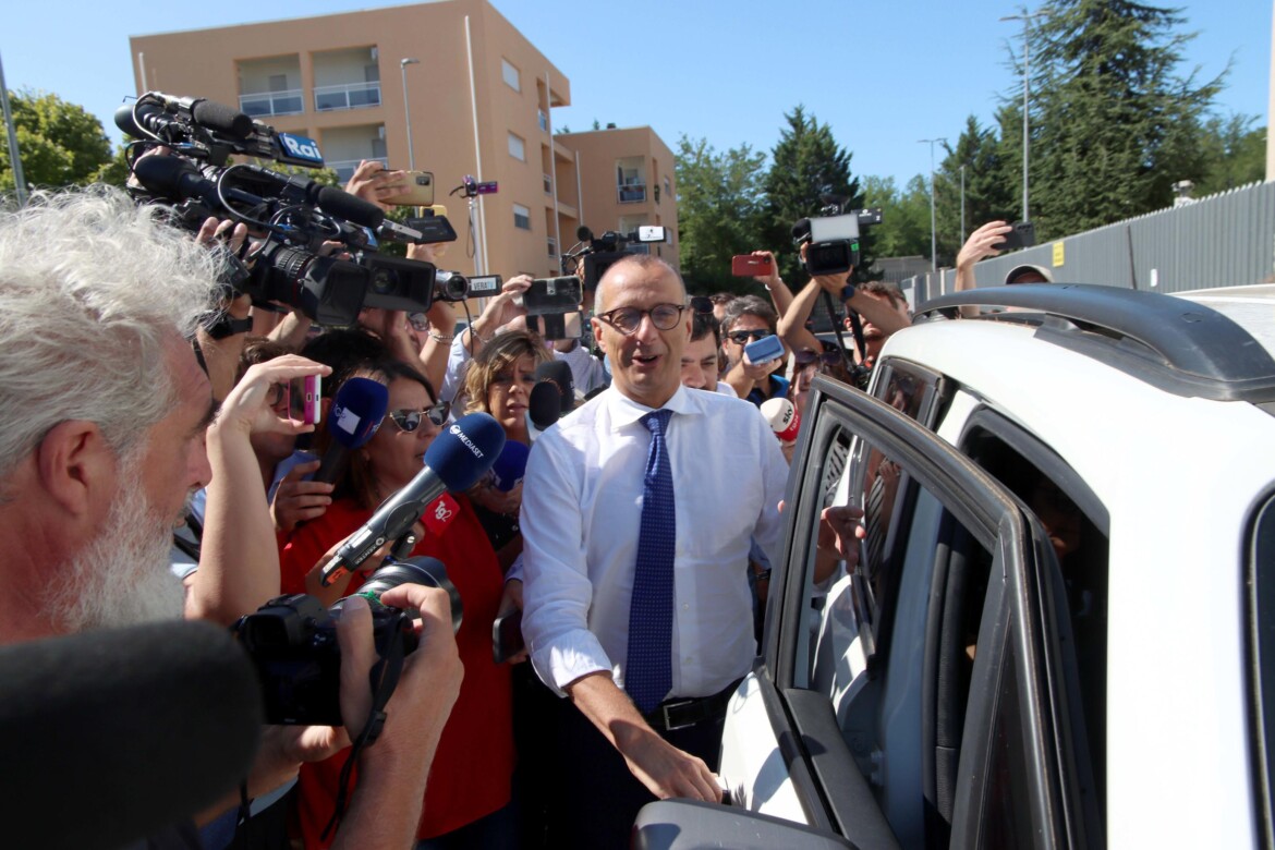 Affidopoli, la versione di Ricci in cinque ore di interrogatorio Affidopoli, la versione di Ricci in cinque ore di interrogatorio