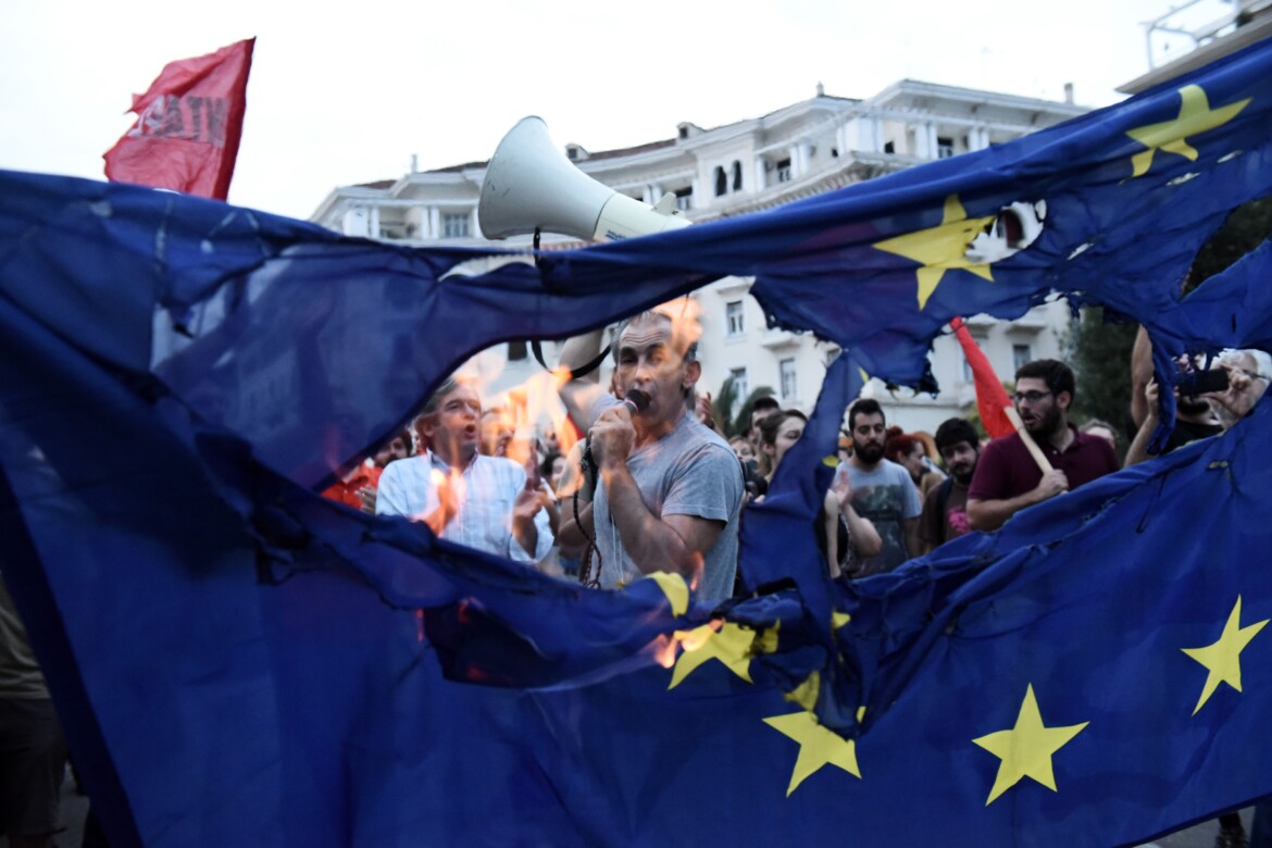 Dalla crisi economica a Syriza, al referendum: dieci anni dopo Dalla crisi economica a Syriza, al referendum: dieci anni dopo