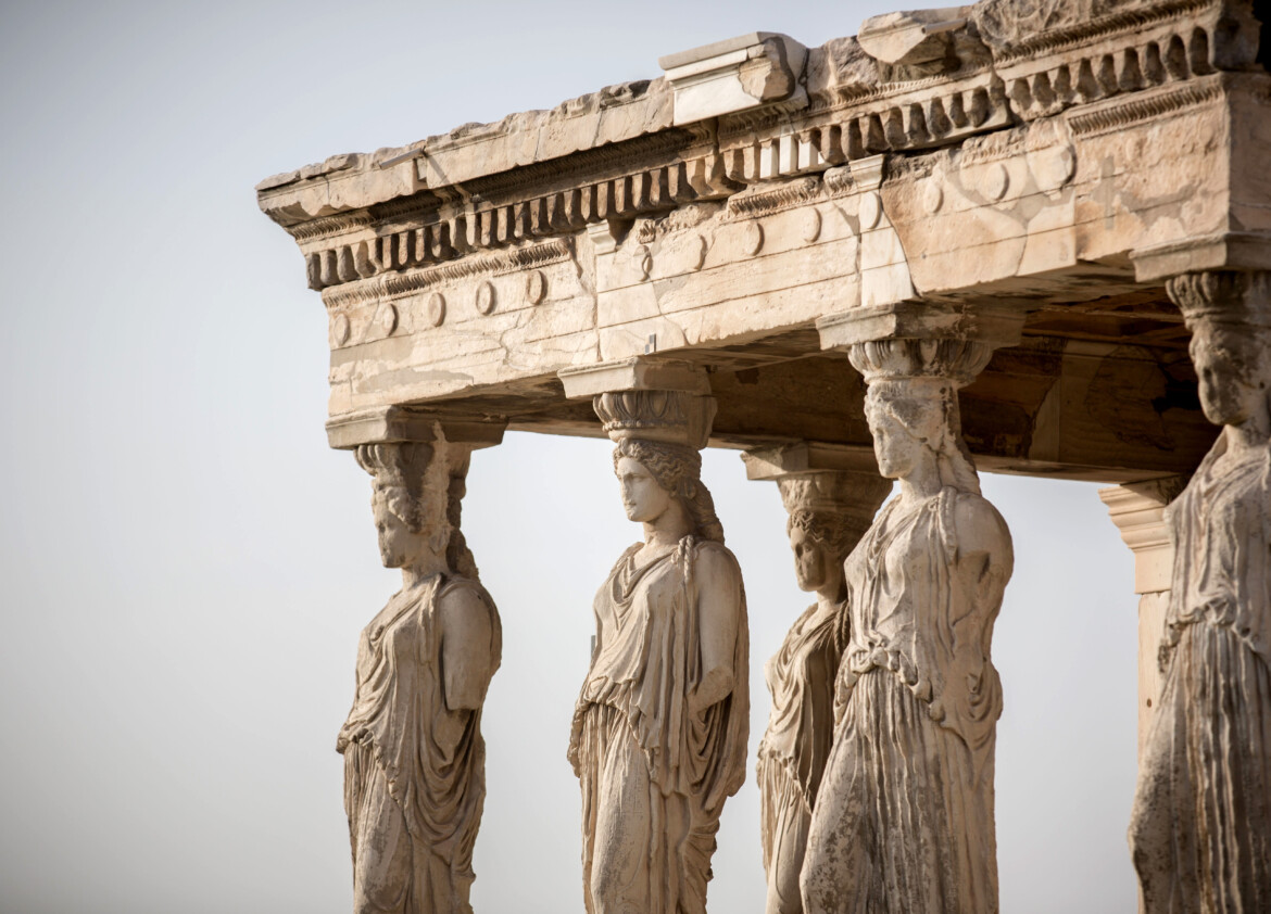 La grande svendita della Grecia vista con gli occhi di una Cariatide (espatriata) La grande svendita della Grecia vista con gli occhi di una Cariatide (espatriata)