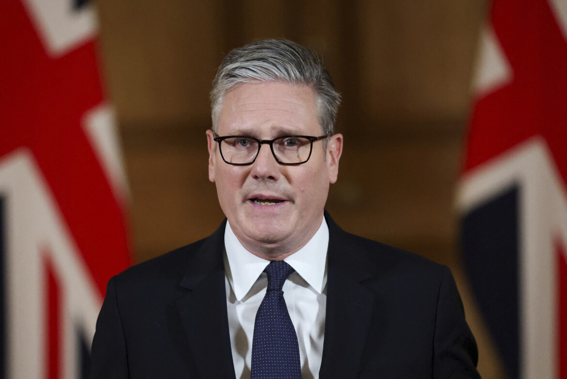Starmer minaccia il riconoscimento della Palestina. Con molti se e molti ma Starmer minaccia il riconoscimento della Palestina. Con molti se e molti ma