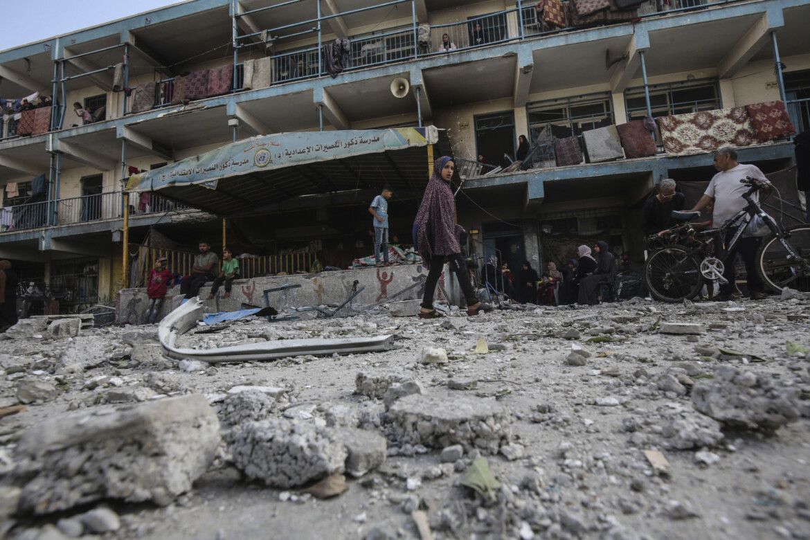 hrw a gaza attacchi mirati contro le scuole rifugio a luglio colpiti dieci istituti