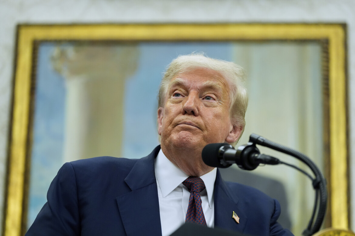 Immigrazione, Trump non risparmia nemmeno i minorenni Immigrazione, Trump non risparmia nemmeno i minorenni