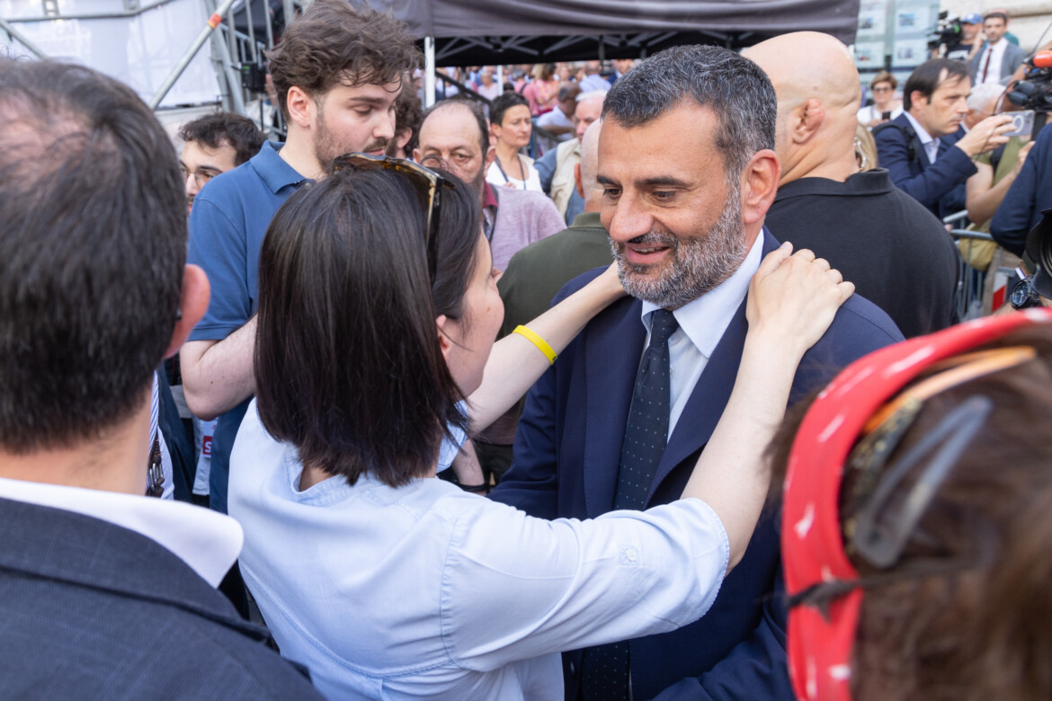Decaro si impunta in Puglia perché pensa al congresso Pd
