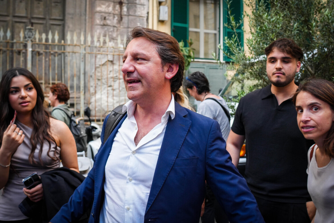 Sì al salario minimo  e no al Ponte. Tridico riunisce la coalizione