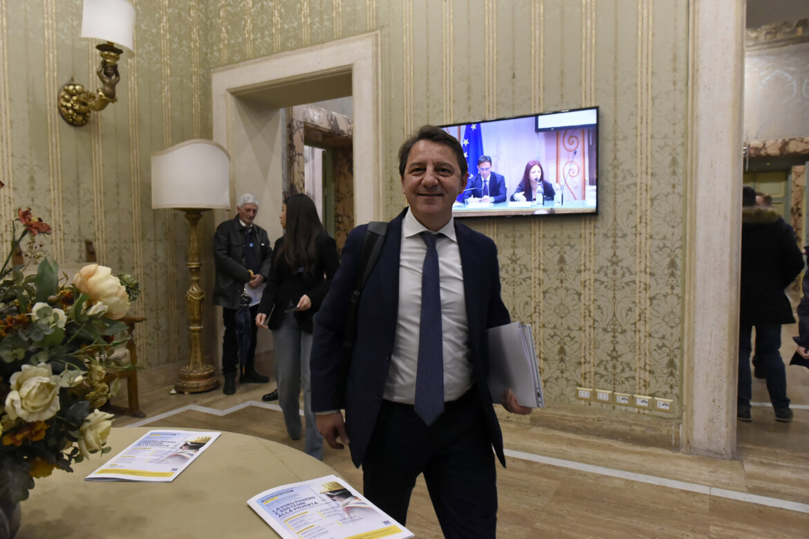 Tridico in rimonta. Ma c’è l’incognita centrista Tridico in rimonta. Ma c’è l’incognita centrista