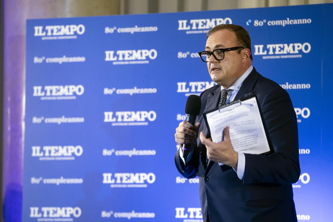 Libero e Tempo minacciati, solidarietà dal governo Libero e Tempo minacciati, solidarietà dal governo