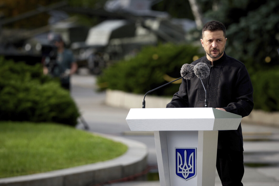 Guerra dei droni, l’Ucraina colpisce Mosca Guerra dei droni, l’Ucraina colpisce Mosca