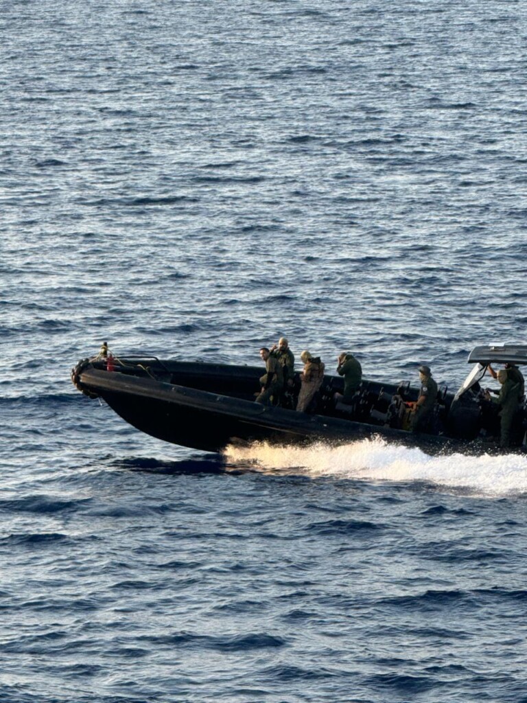 mediterranea accerchiati dai libici in acque internazionali