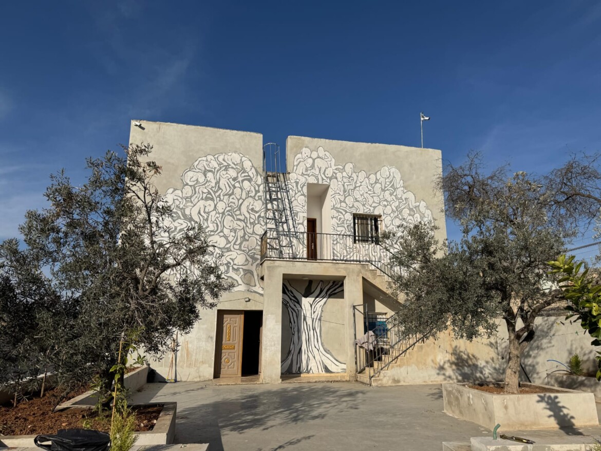L’occupazione mira al cuore di At Tuwani: «La guest house verrà demolita»