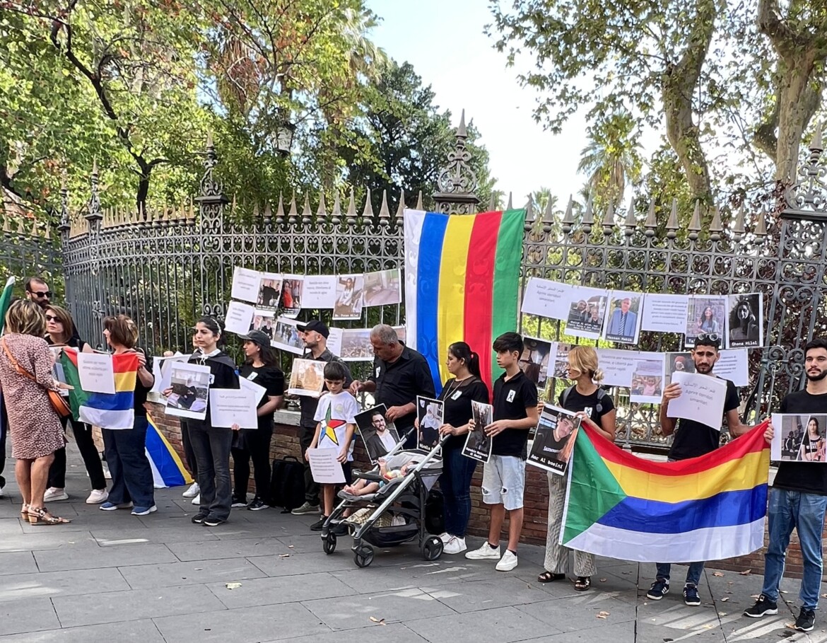 «Libertà, dignità, esistenza», i drusi siriani protestano contro il massacro «Libertà, dignità, esistenza», i drusi siriani protestano contro il massacro
