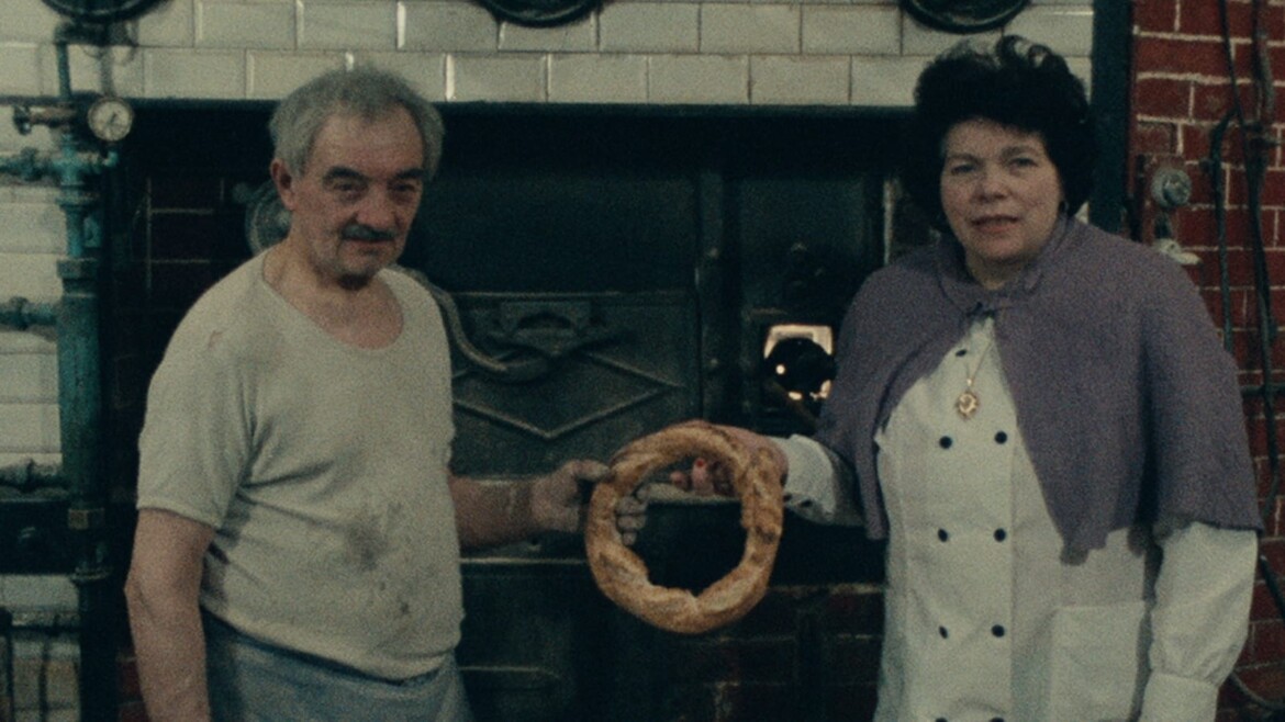 Aysegül Sava?, memorabili inezie annotate tra le pieghe della vita quotidiana