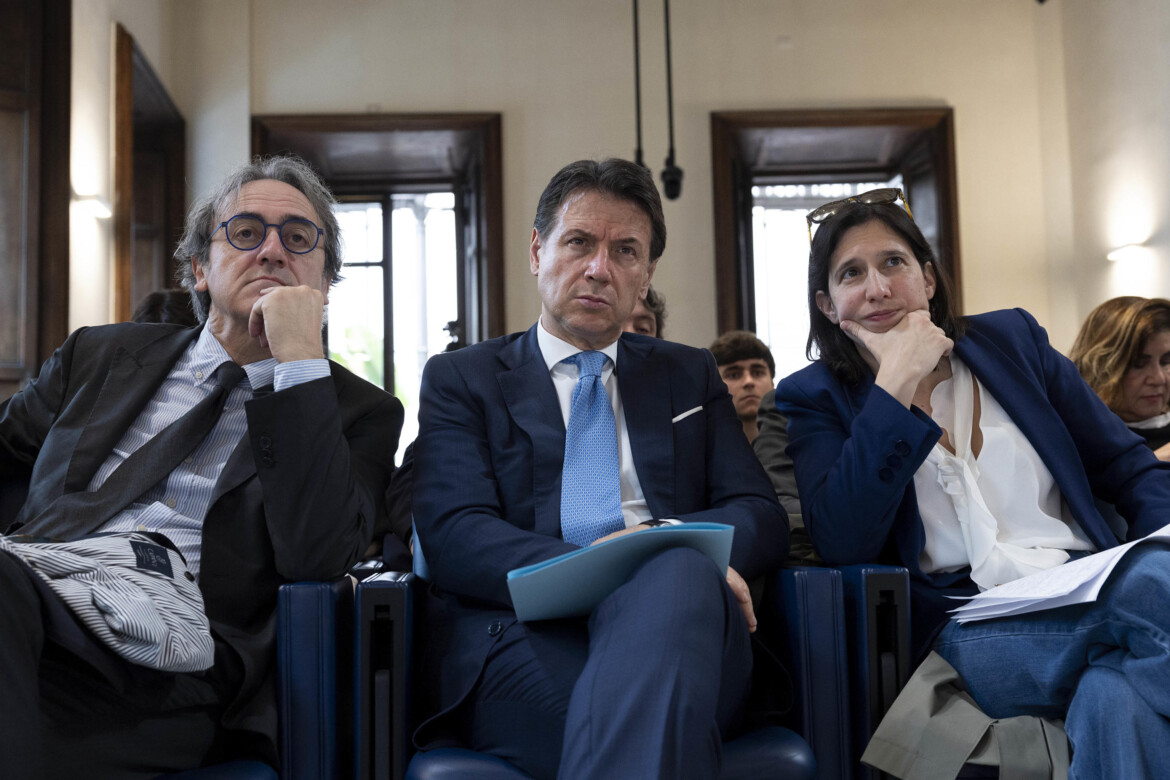 La sinistra evita la piazza e la destra la criminalizza