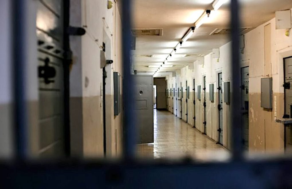 Serkan e gli altri in fondo al pozzo