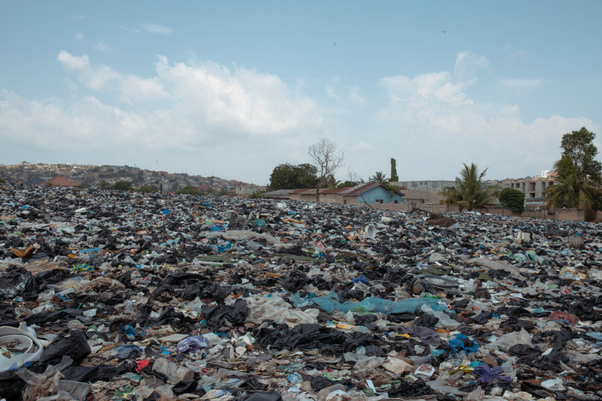 L’Africa discarica del fast fashion Ue