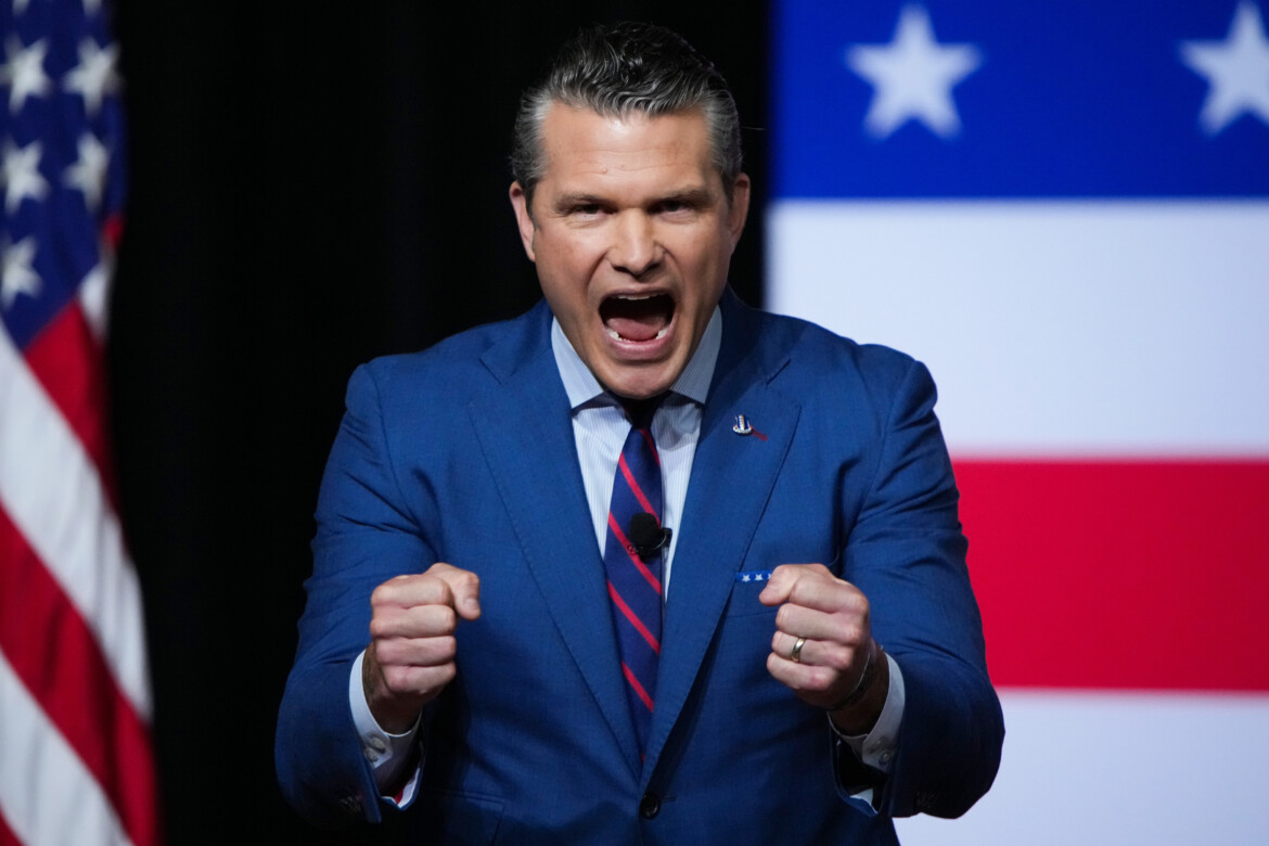«Il nemico interno». Istruzioni ai generali di Hegseth e Trump
