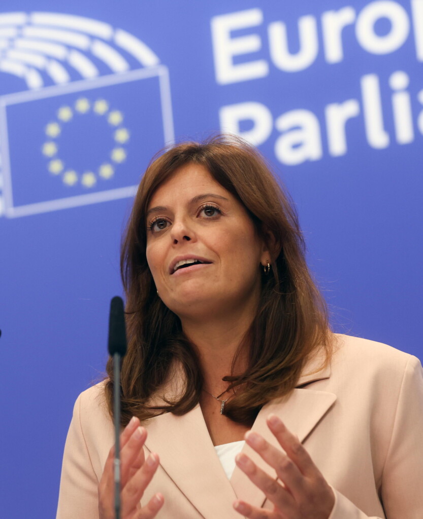 Ue, commissione giuridica: «Persecuzione su Salis»