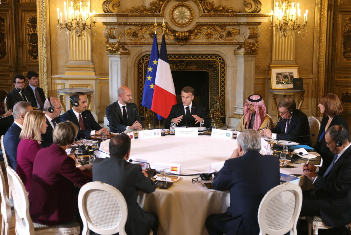 parigi riunisce il tavolo per la ricostruzione
