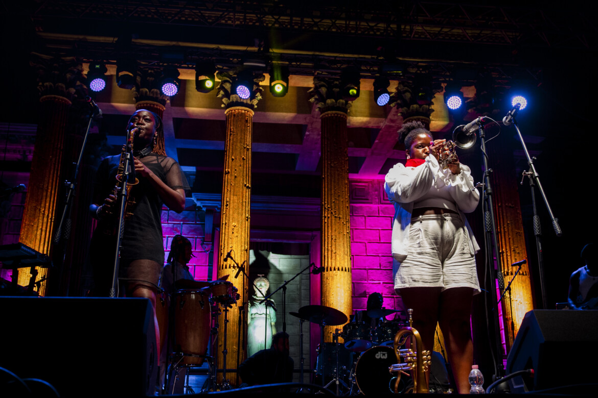 Kokoroko: «Le nostre radici africane le portiamo sul dance floor»