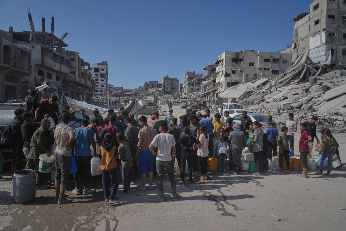 Aiuti e disarmo di Hamas, la stretta su Gaza non s’allenta Aiuti e disarmo di Hamas, la stretta su Gaza non s’allenta
