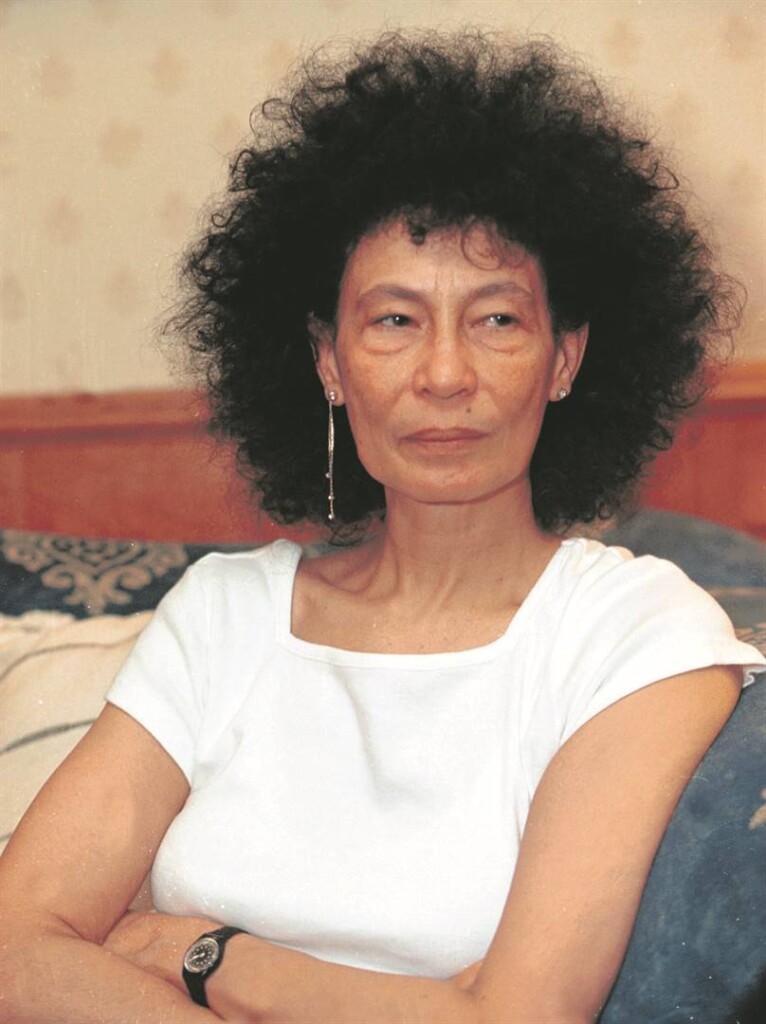 Zoë Wicomb, scrittrice sudafricana e saggia aliena Zoë Wicomb, scrittrice sudafricana e saggia aliena