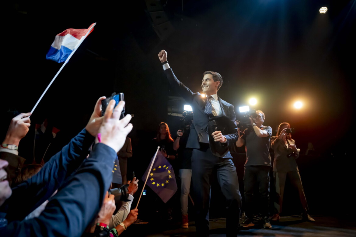 Wilders isolato, in Olanda la palla torna al centro Wilders isolato, in Olanda la palla torna al centro