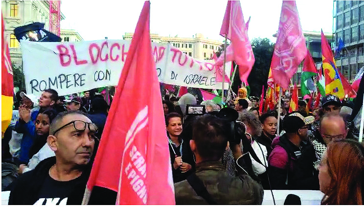 Cariche e idranti contro il corteo pro Pal diretto alla Festa del cinema di Roma