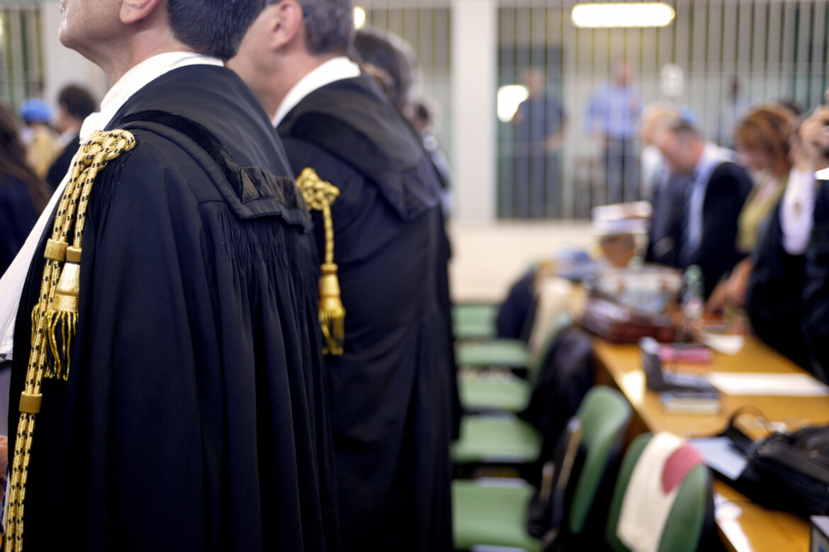 Referendum, Conte attacca: «La destra rivuole la Casta»