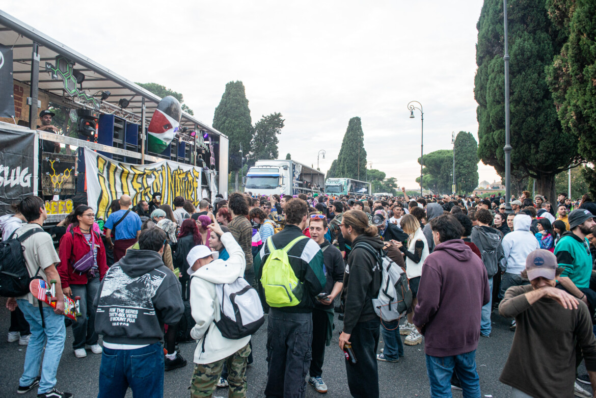 Droghe, due piani opposti per il futuro di tutti