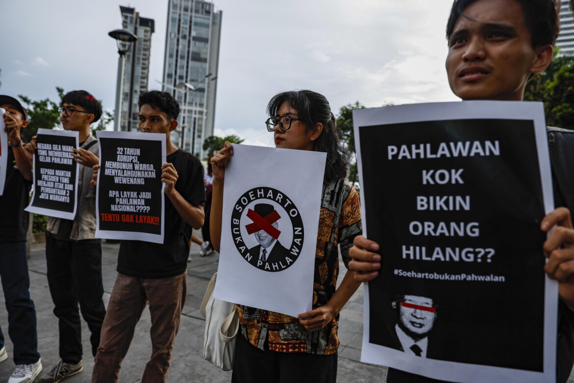 Thailandia Cambogia, salta la “pace” di Trump. E Suharto è onorato da eroe