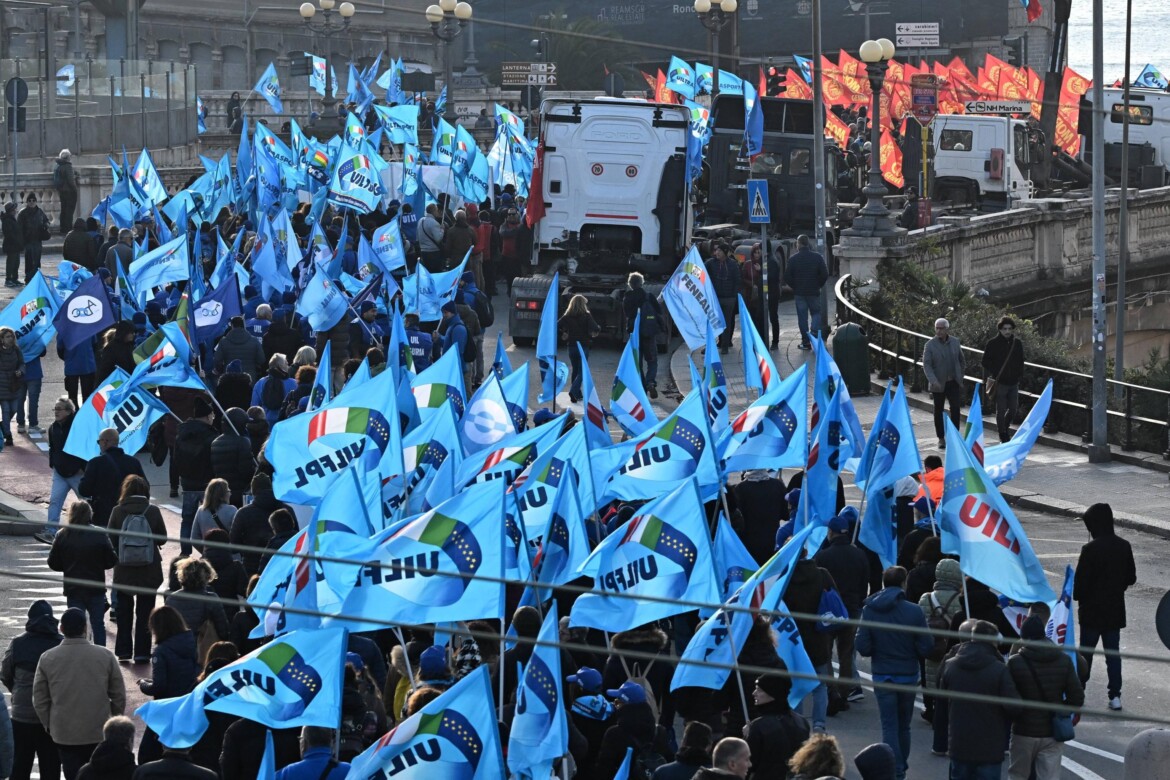 Manovra, tutti i sindacati contro ma in ordine sparso