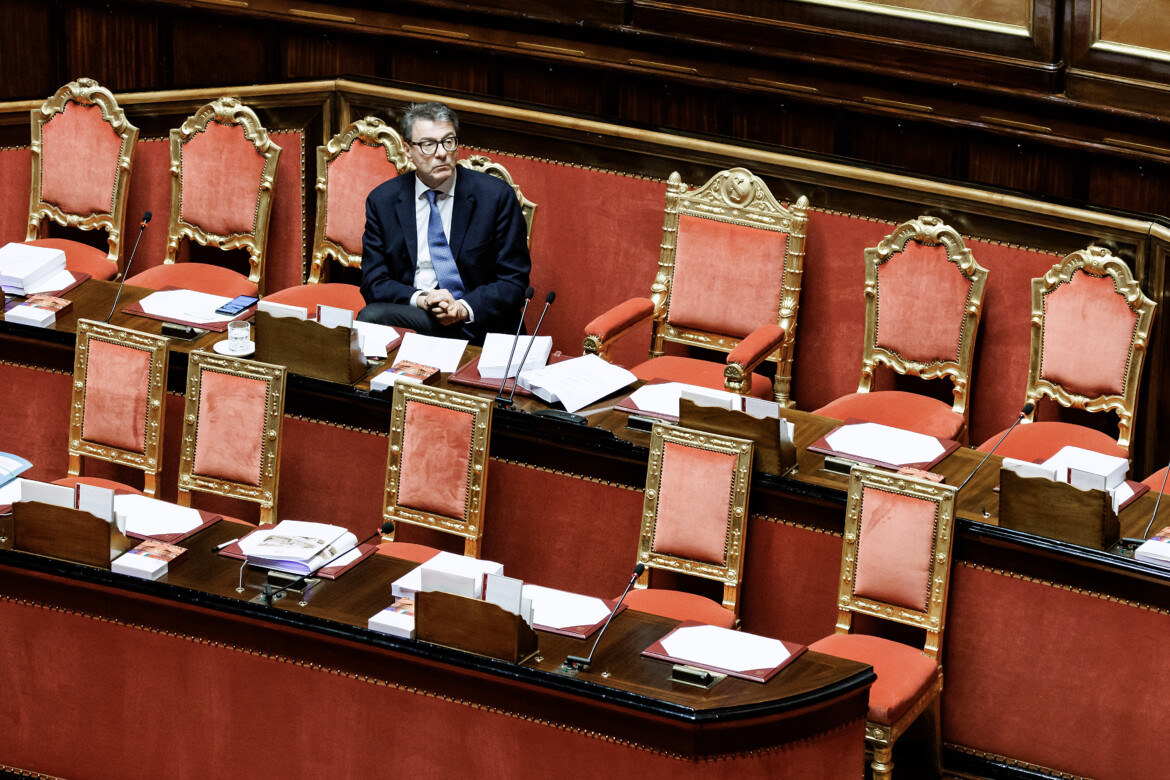 Una sanatoria in manovra pensando alle regionali Una sanatoria in manovra pensando alle regionali