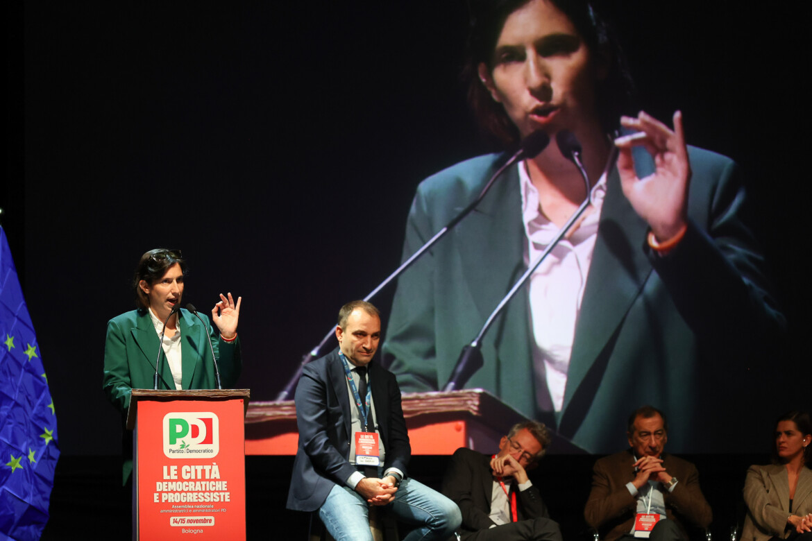 Schlein mobilita i sindaci per la corsa alla leadership Schlein mobilita i sindaci per la corsa alla leadership