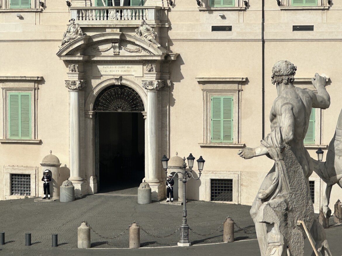 L’insofferenza della premier che vuole azzoppare il Colle