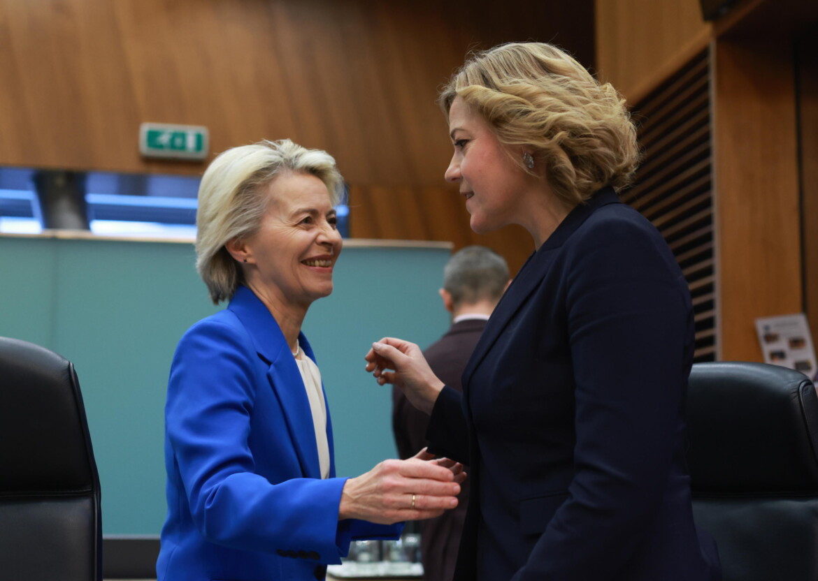 Digitale, Bruxelles si piega alle Big tech e a Trump Digitale, Bruxelles si piega alle Big tech e a Trump