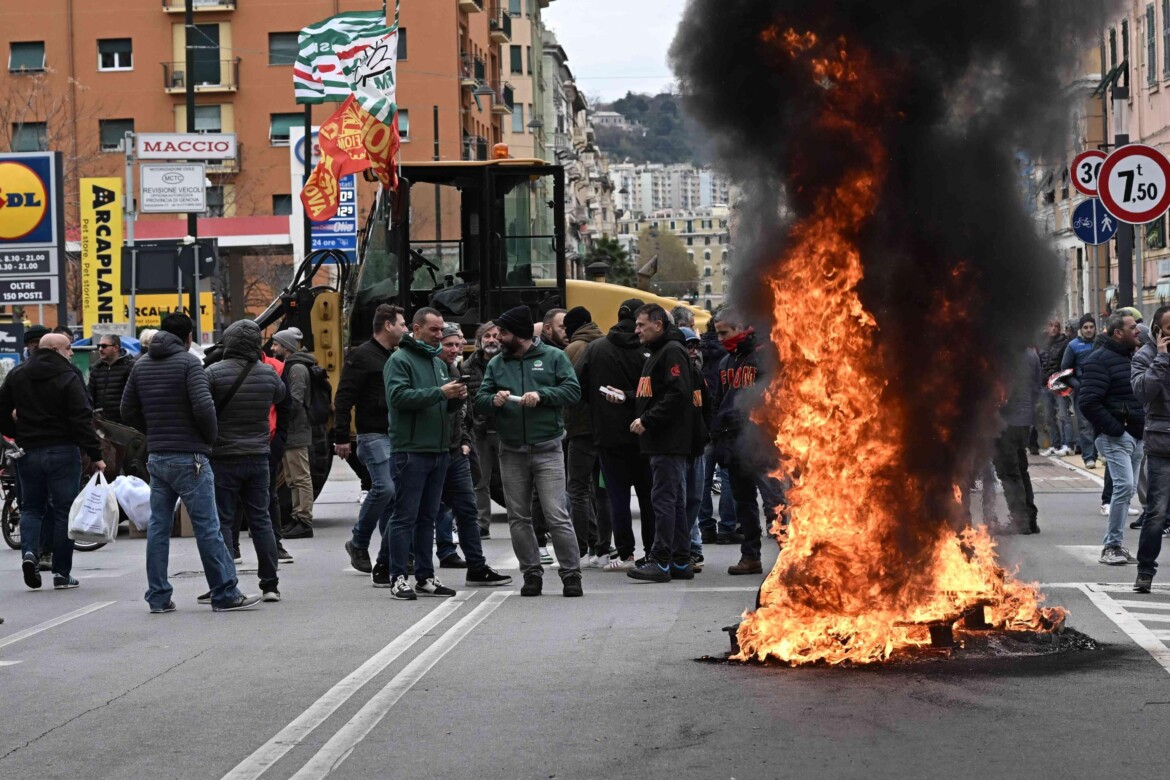 Ex Ilva, mobilitazioni a Taranto e Genova: «È un piano di morte»