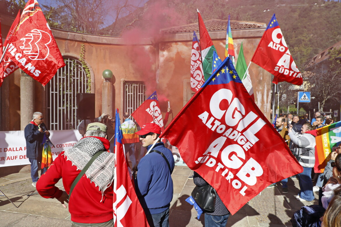 L’attacco al diritto di sciopero nel caos degli emendamenti L’attacco al diritto di sciopero nel caos degli emendamenti