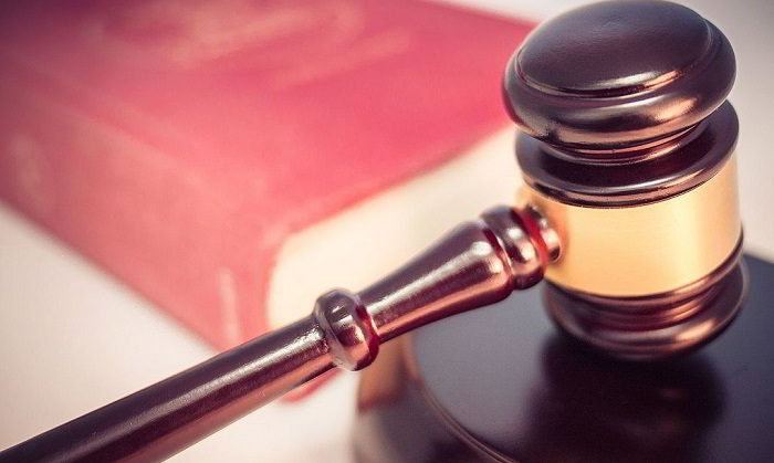 Le verità sospese Le verità sospese